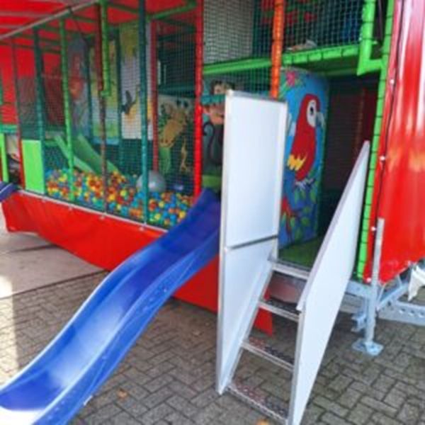 Mobiele Ballenbak / Speelaanhanger