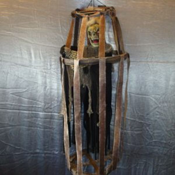 Skelet in kooi hangdecoratie