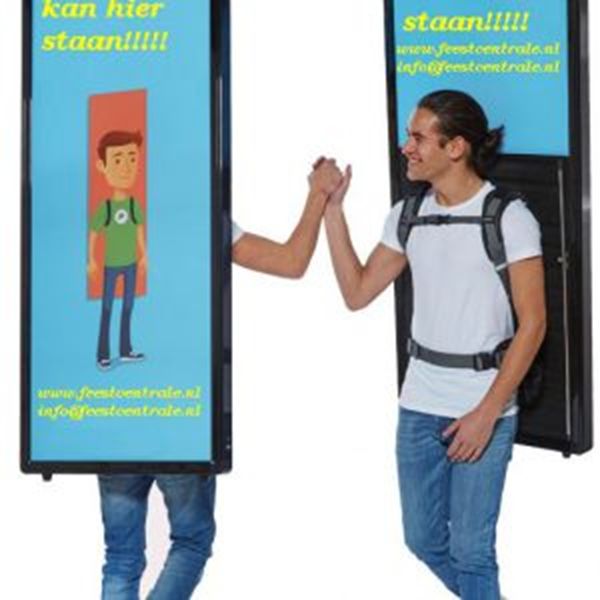 Walking Billboard met medewerker