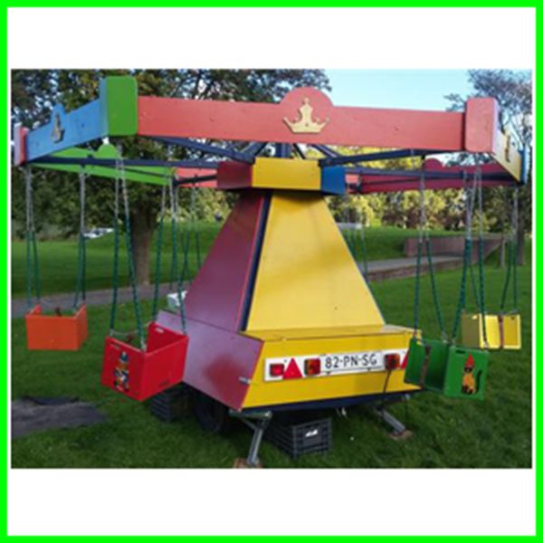 Zweefmolen 2 gekleurd